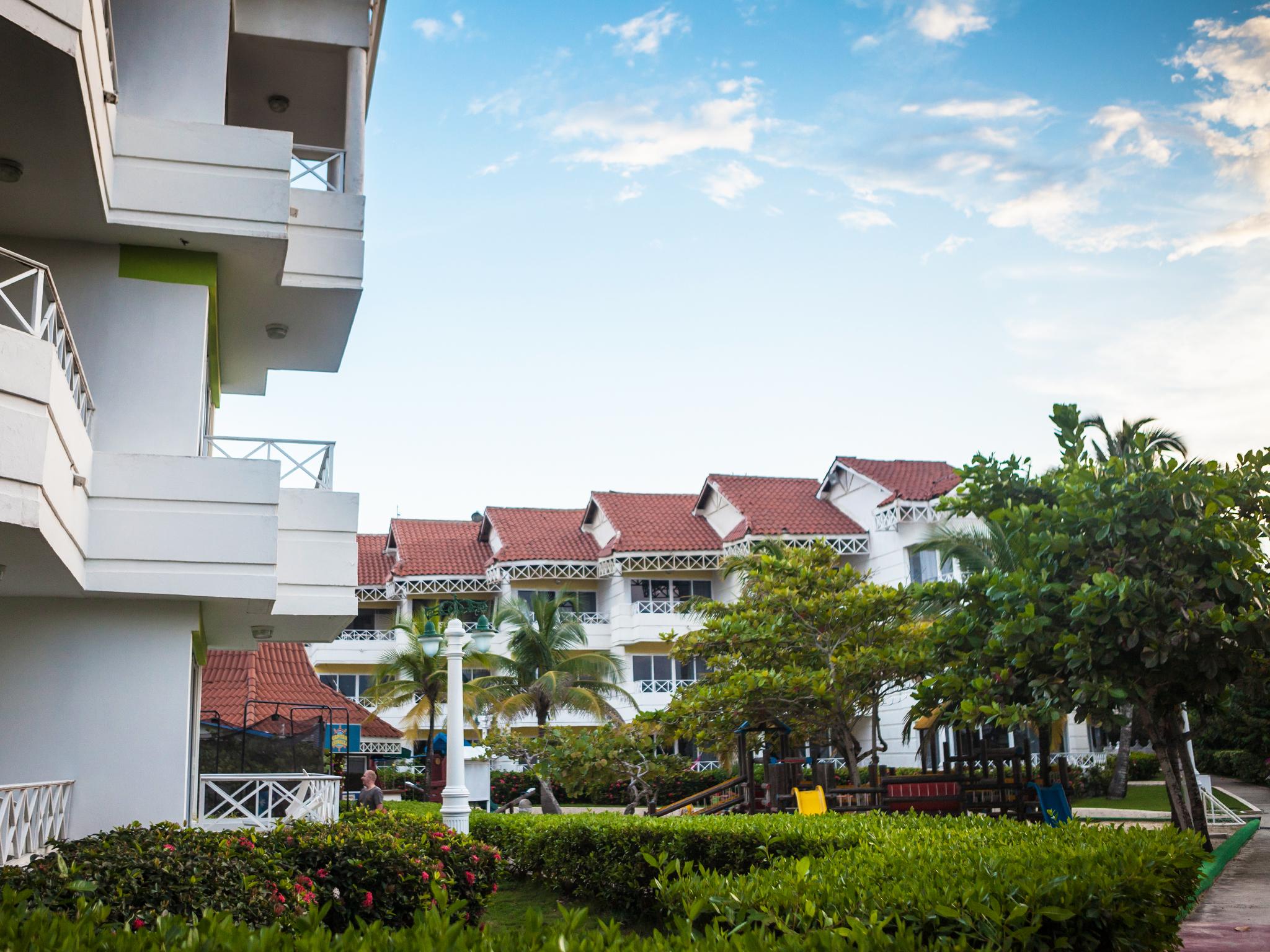 Hotel Las Americas Casa De Playa Картахена Экстерьер фото The Village