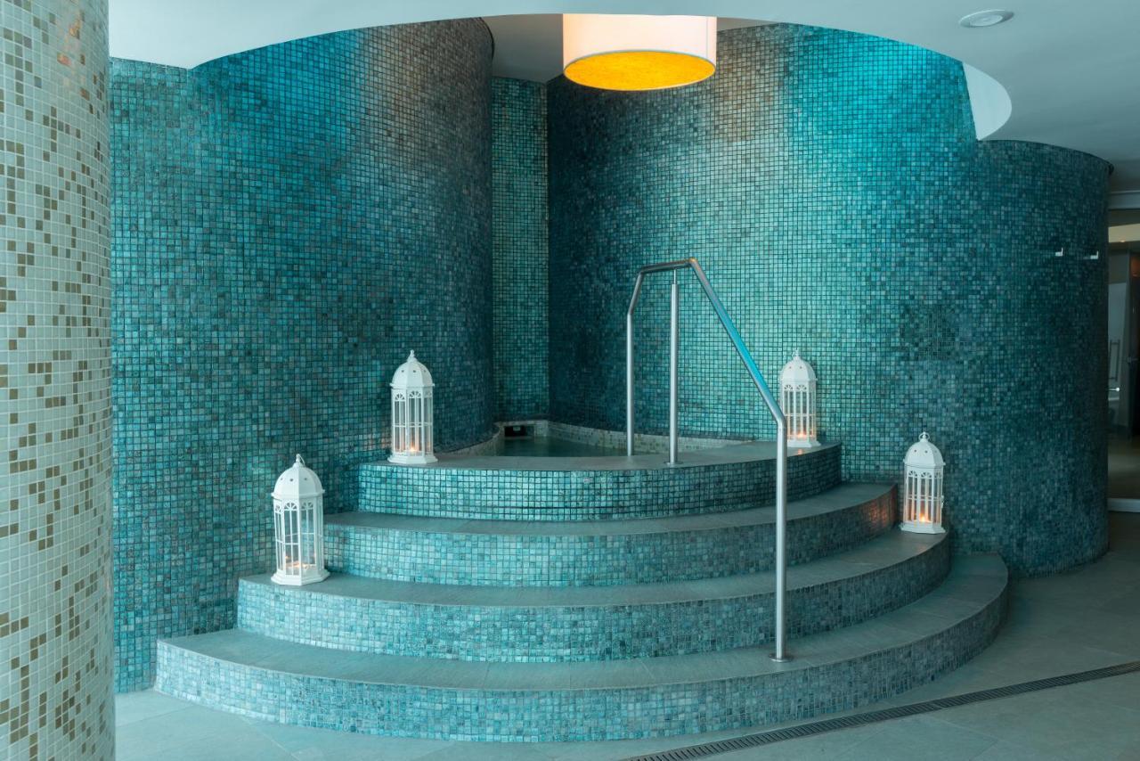 Hotel Las Americas Casa De Playa Картахена Экстерьер фото The spa at the hotel
